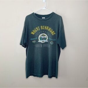 Vintage 90s Mount Rushmore T Shirt